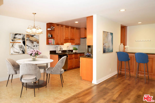 2 Bed Home for Sale in Culver City, California