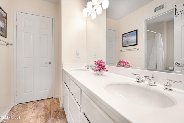 4 Bed Home for Sale in Newbury Park, California