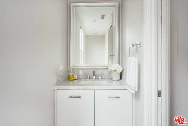 3 Bed Home for Sale in Playa Vista, California