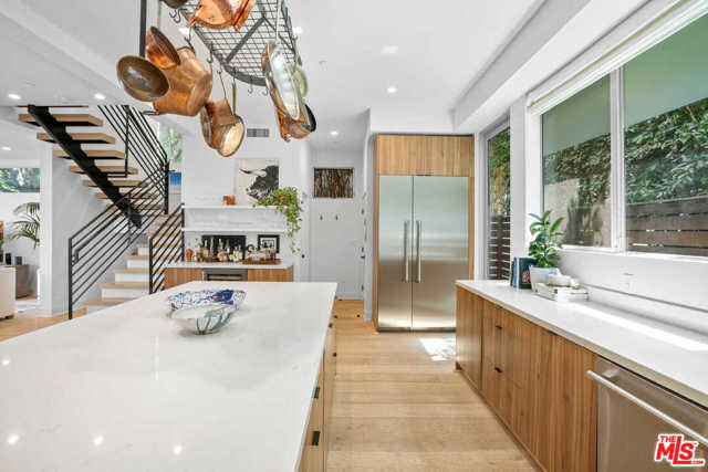 3 Bed Home for Sale in Venice, California