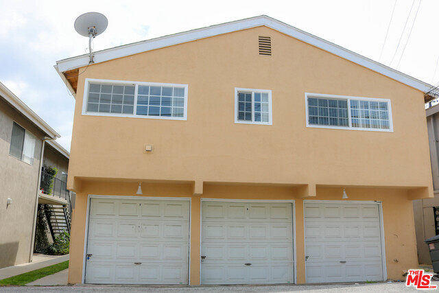 1215 AMETHYST Street, Redondo Beach, California 90277, ,Residential Income,Sold,AMETHYST,18329800