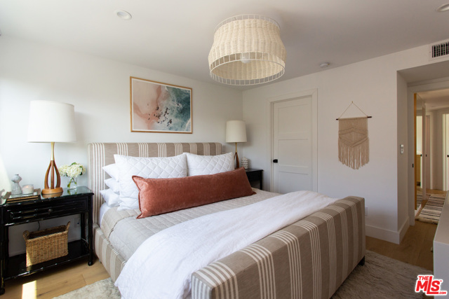 3 Bed Home for Sale in Venice, California