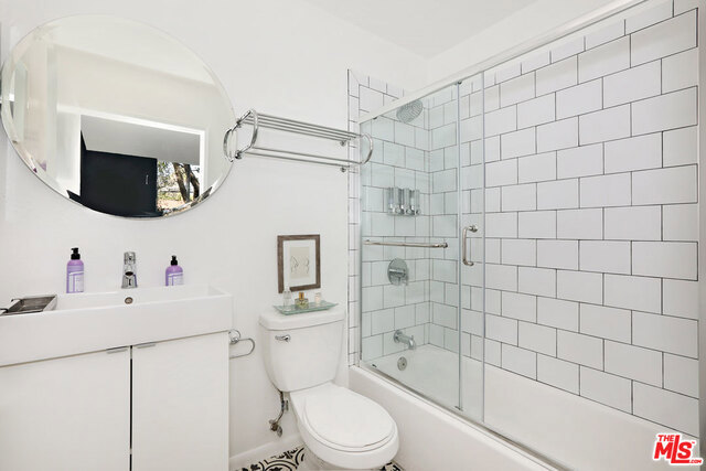 2 Bed Home for Sale in Los Angeles, California