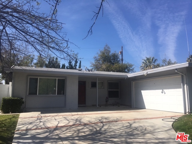 Photo of 6149 DALECREST Avenue, Woodland Hills, CA 91367