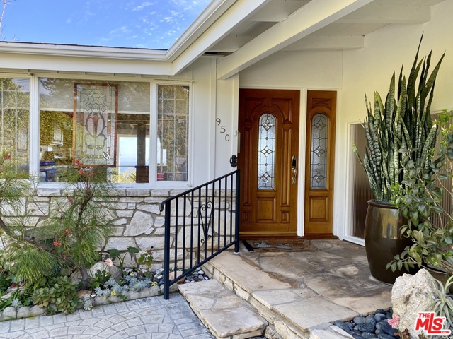 3 Bed Home for Sale in Pacific Palisades, California