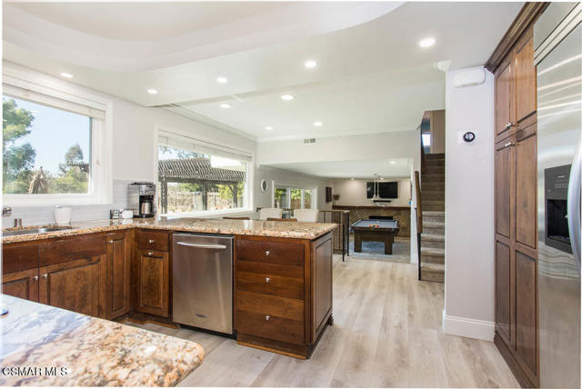 6 Bed Home for Sale in Thousand Oaks, California