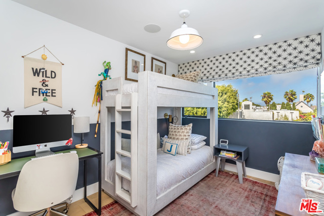 3 Bed Home for Sale in Venice, California