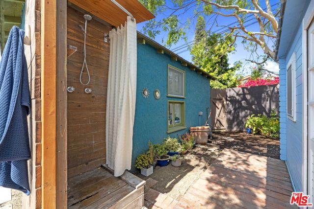 3 Bed Home for Sale in Venice, California