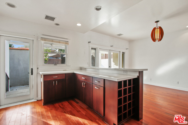 2 Bed Home for Sale in Venice, California