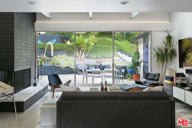 3 Bed Home for Sale in Beverly Hills, California
