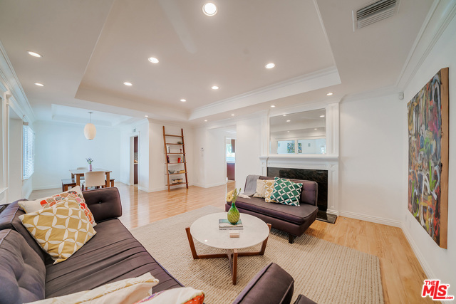 3 Bed Home for Sale in Burbank, California