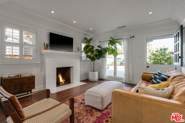 2 Bed Home for Sale in Culver City, California
