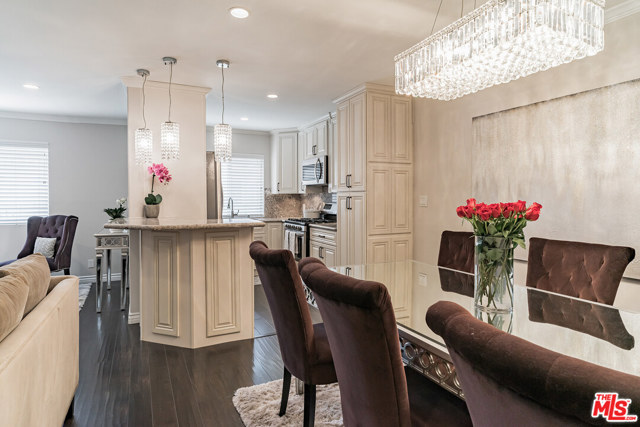 2 Bed Home for Sale in Sherman Oaks, California