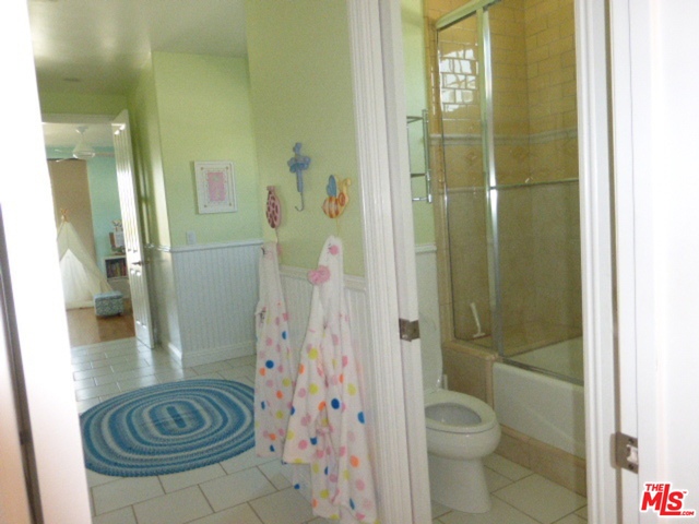 548 21ST Street, Hermosa Beach, California 90254, 5 Bedrooms Bedrooms, ,4 BathroomsBathrooms,Residential,Sold,21ST,18407334