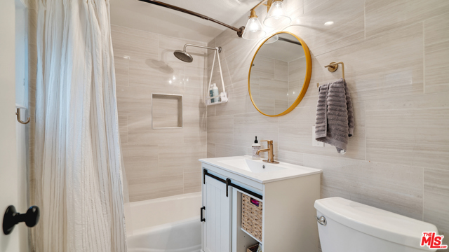 2 Bed Home for Sale in Los Angeles, California