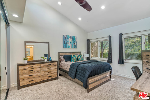 5 Bed Home for Sale in Calabasas, California