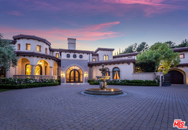 7 Bed Home for Sale in Beverly Hills, California