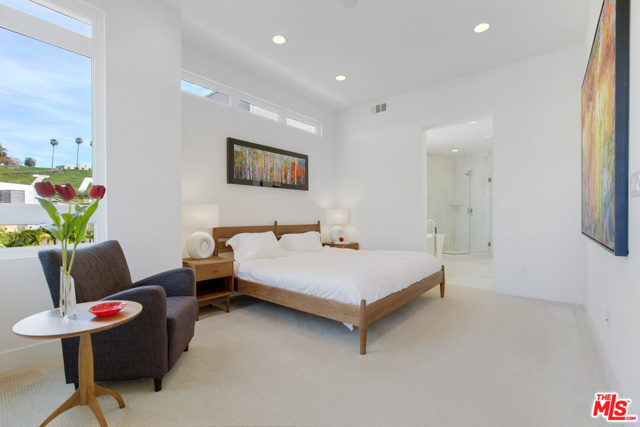 3 Bed Home for Sale in Playa Vista, California
