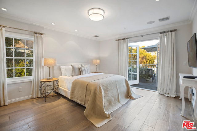 5 Bed Home for Sale in Beverly Hills, California