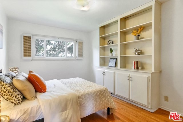 4 Bed Home for Sale in Sherman Oaks, California