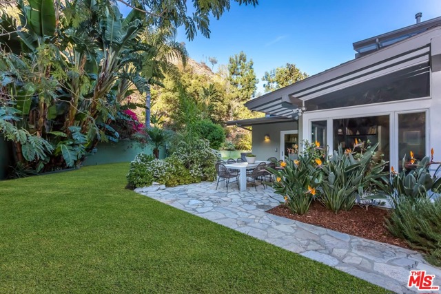 4 Bed Home for Sale in Los Angeles, California