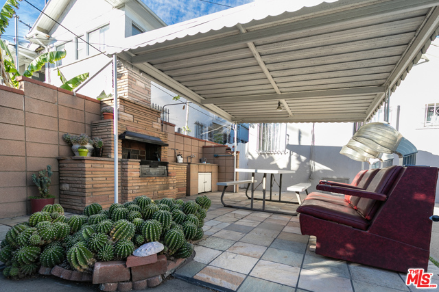3 Bed Home for Sale in Los Angeles, California