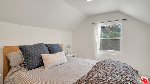 2 Bed Home for Sale in Los Angeles, California