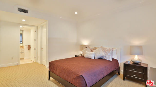 3 Bed Home for Sale in Beverly Hills, California