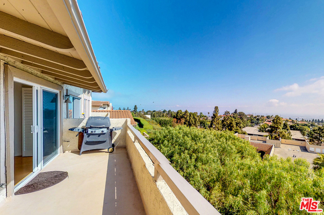 93 HILLTOP Circle, Rancho Palos Verdes, California 90275, 2 Bedrooms Bedrooms, ,2 BathroomsBathrooms,Residential,Sold,HILLTOP,18345104
