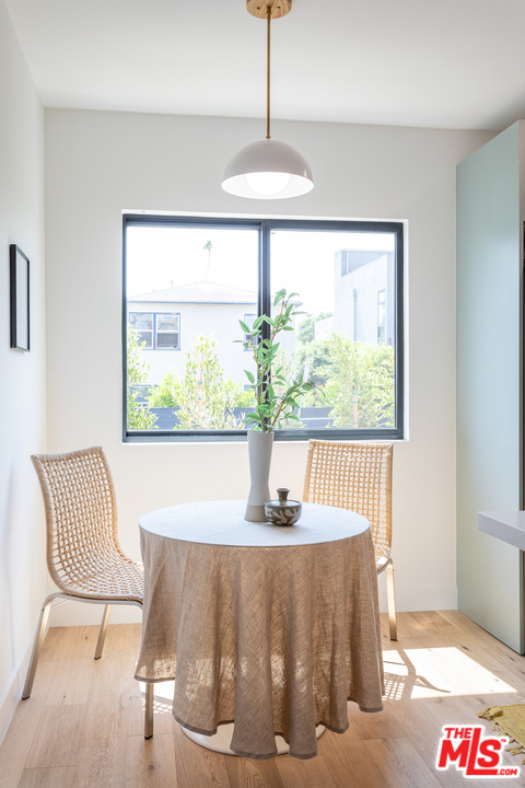 2 Bed Home for Sale in Venice, California