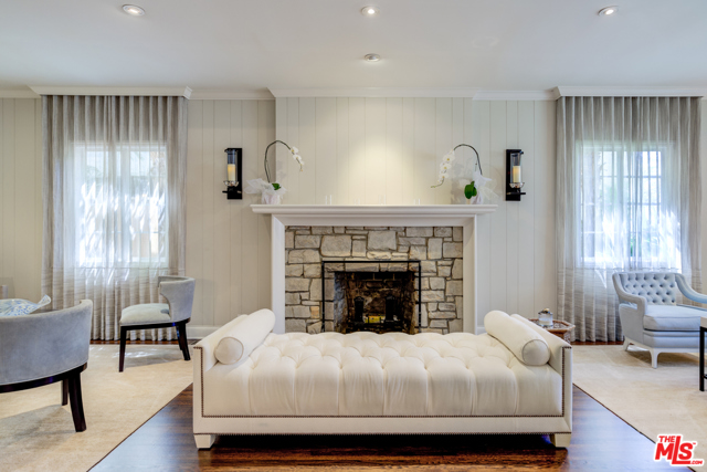 3 Bed Home for Sale in Los Angeles, California