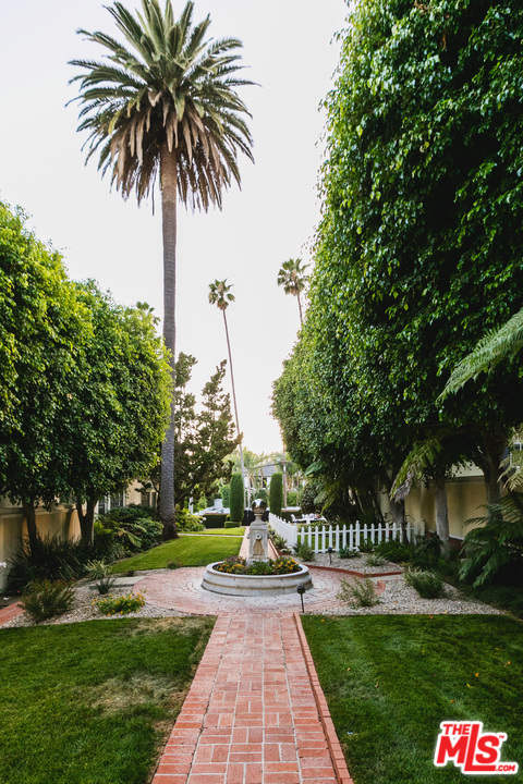  Income Home for Sale in Los Angeles, California