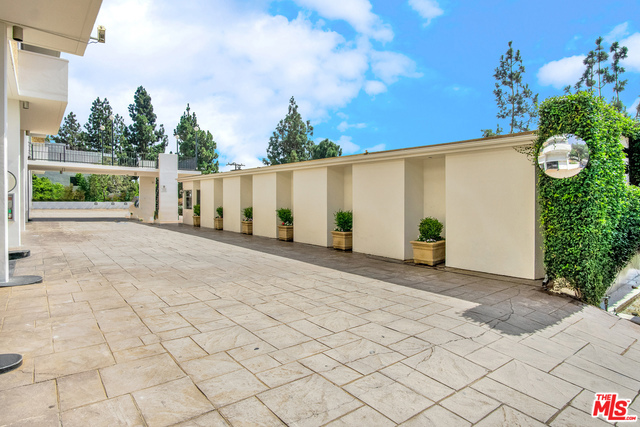  Home for Sale in West Hollywood, California