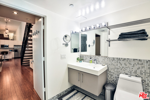 2 Bed Home for Sale in Los Angeles, California