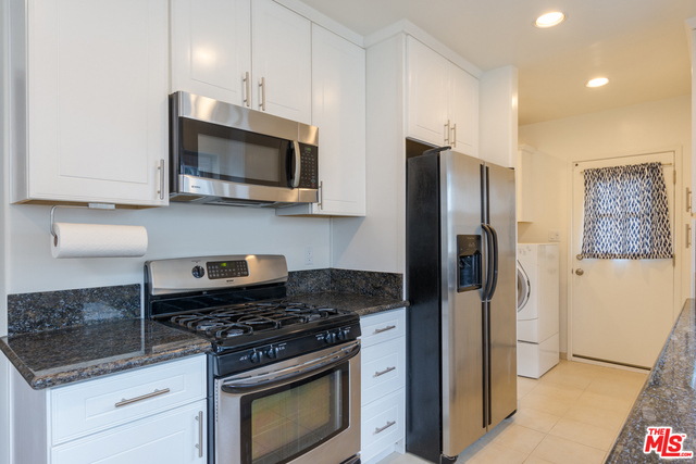 2 Bed Home for Sale in Culver City, California