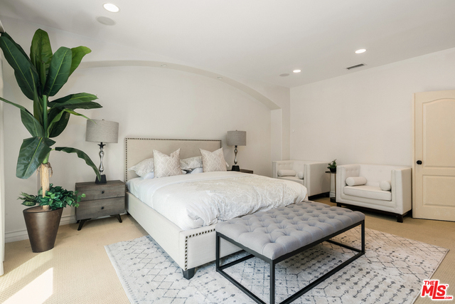 1617 CHESTNUT Avenue, Manhattan Beach, California 90266, 5 Bedrooms Bedrooms, ,4 BathroomsBathrooms,Residential,Sold,CHESTNUT,19510770