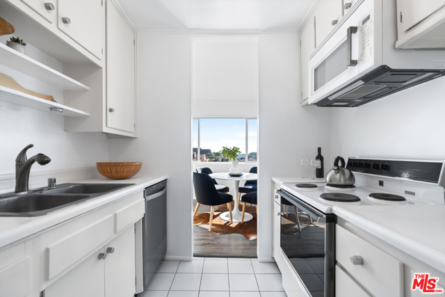 1 Bed Home for Sale in West Hollywood, California