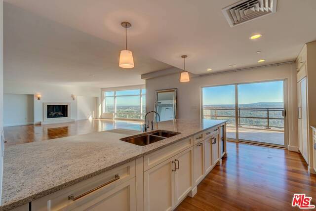 3 Bed Home for Sale in Los Angeles, California