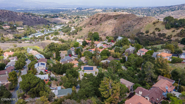 2 Bed Home for Sale in Calabasas, California
