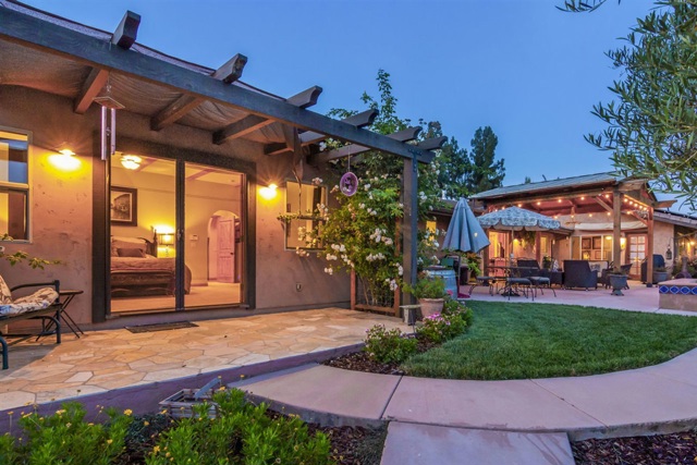 6457 Camino Del Rey