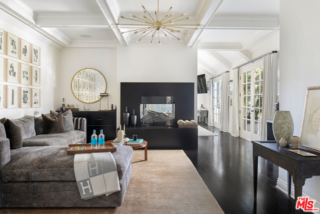 5 Bed Home for Sale in Beverly Hills, California