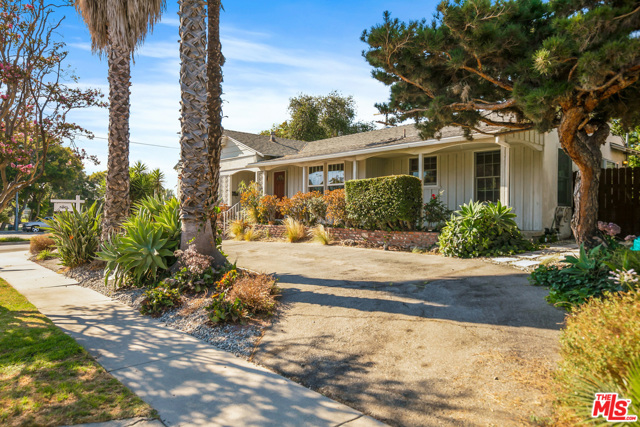 3 Bed Home for Sale in Valley Village, California