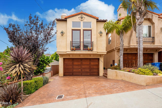 1725 Armour Lane, Redondo Beach, California 90278, 3 Bedrooms Bedrooms, ,2 BathroomsBathrooms,Residential,Sold,Armour,P1-5675