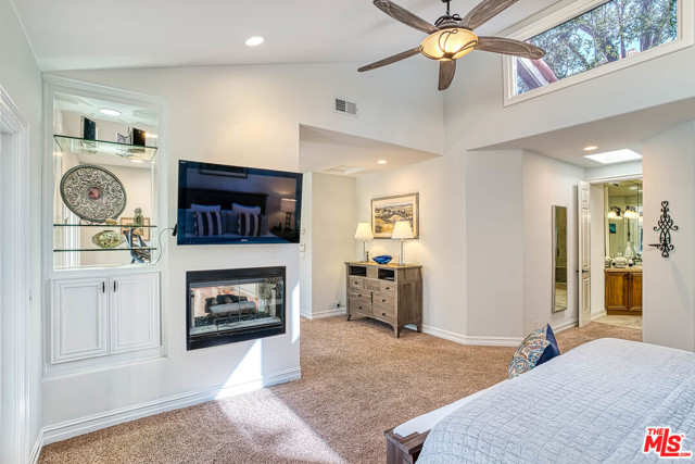 5 Bed Home for Sale in Calabasas, California