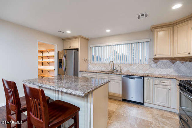 4 Bed Home for Sale in Thousand Oaks, California