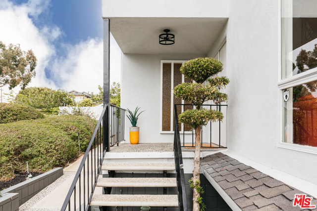 5 Bed Home for Sale in Playa del Rey, California