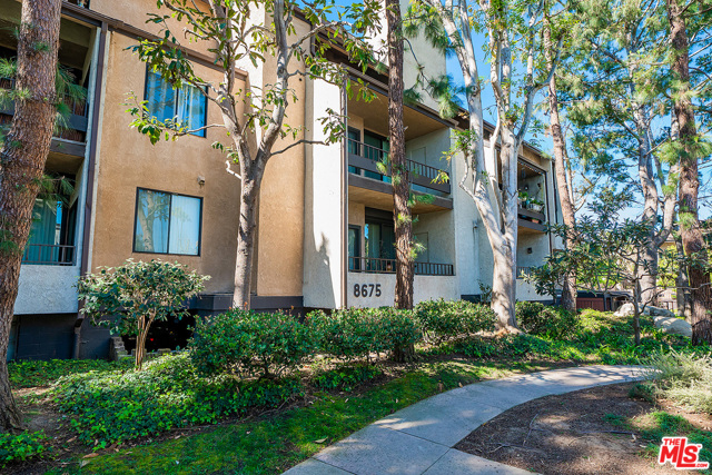 1 Bed Home for Sale in Playa del Rey, California