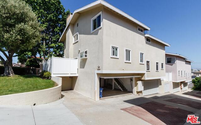 2615 VOORHEES Avenue, Redondo Beach, California 90278, 3 Bedrooms Bedrooms, ,2 BathroomsBathrooms,Residential,Sold,VOORHEES,17222300