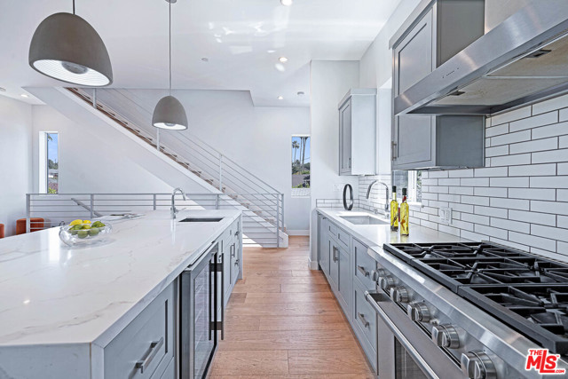 3 Bed Home for Sale in Los Angeles, California