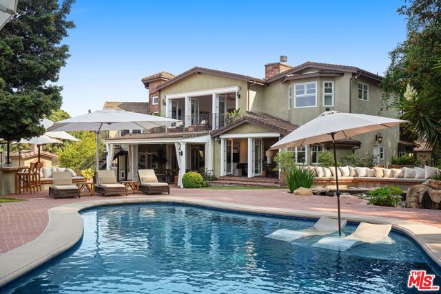 Photo of 8115 Mulholland Terrace, Los Angeles, CA 90046